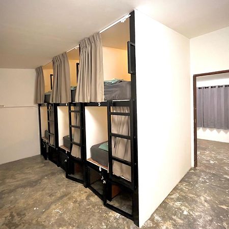Misfits Hostel Pai Bagian luar foto